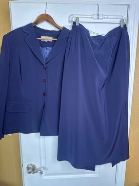 Vintage Travis Ayers Navy Women's Suit Jacket With Matching Skirt
